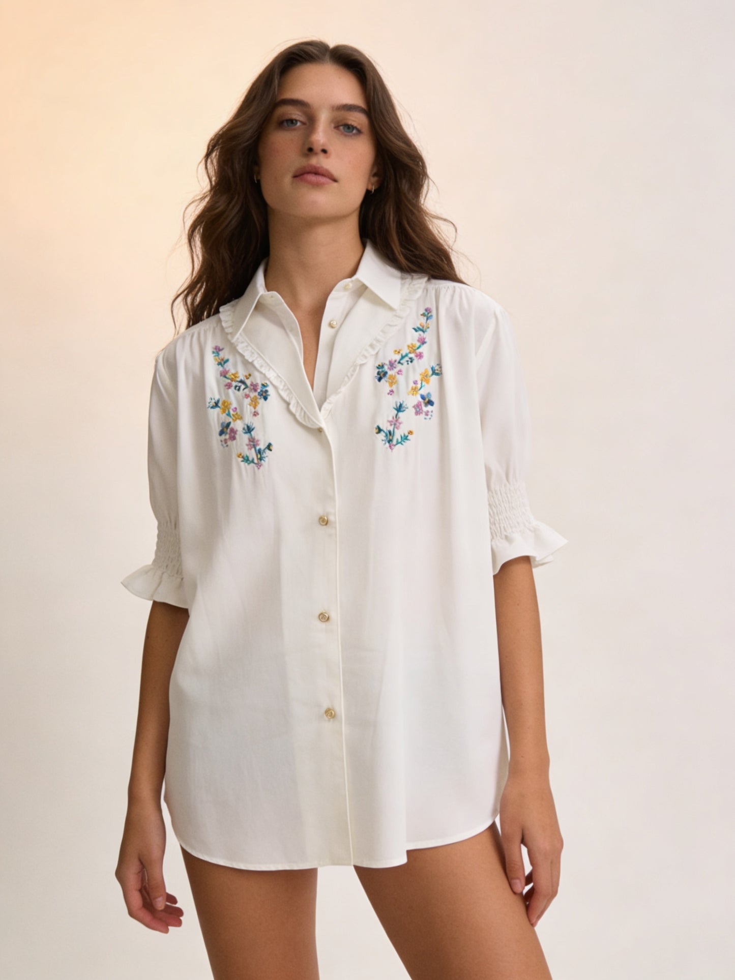 Femme Blouse Courte à Col V avec Broderies Florales 4