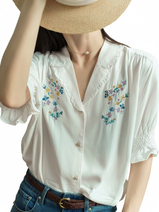 Femme Blouse Courte à Col V avec Broderies Florales et Manches Bouffantes