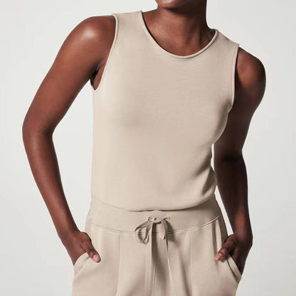 Women’s Sleeveless Jumpsuit with Wide Legs, Round Neck and Adjustable Belt - 4