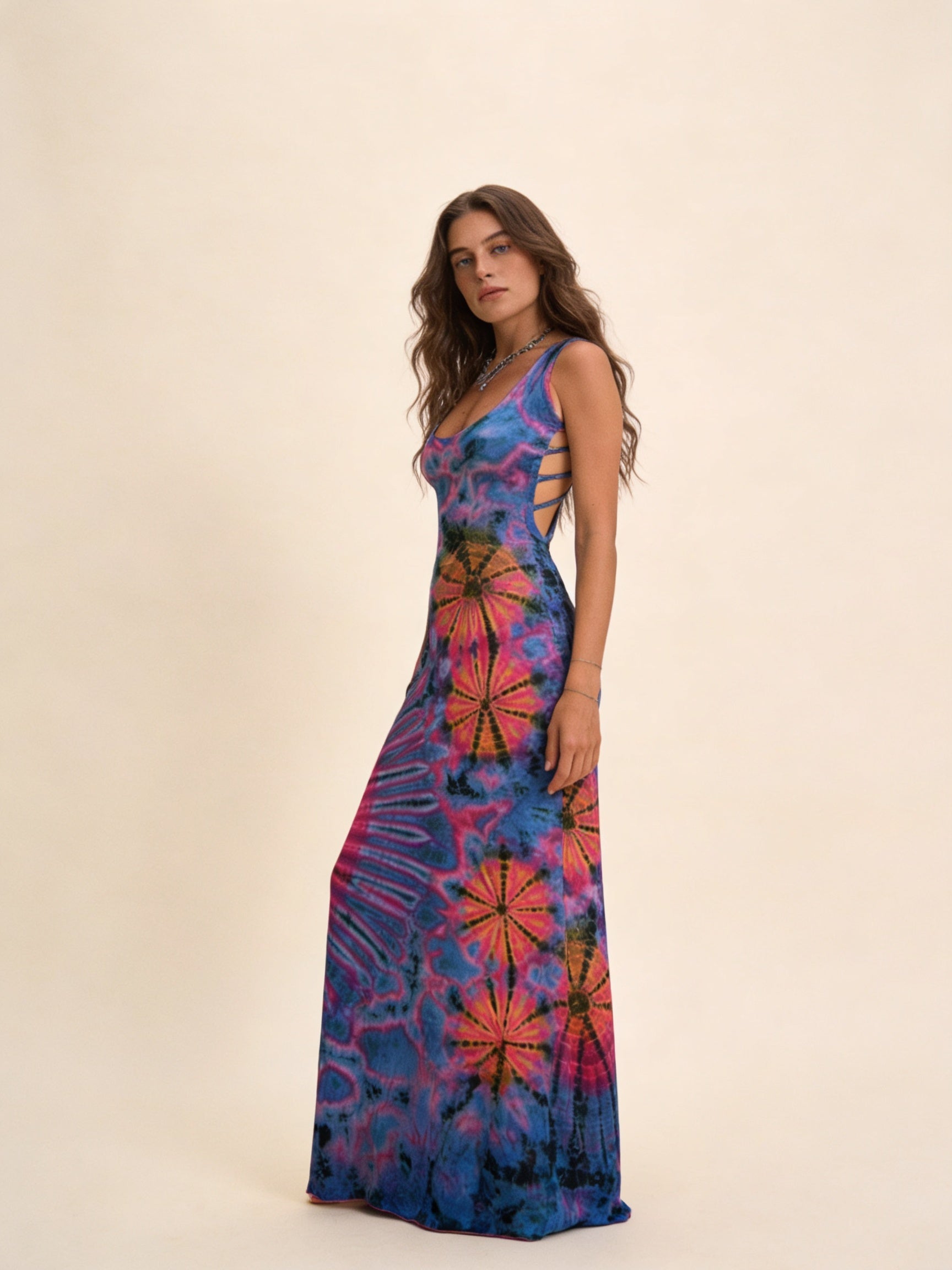 Femme Robe Maxi Sans Manches à Encolure Ronde avec Dos Lacé et Imprimé Tie-Dye 2