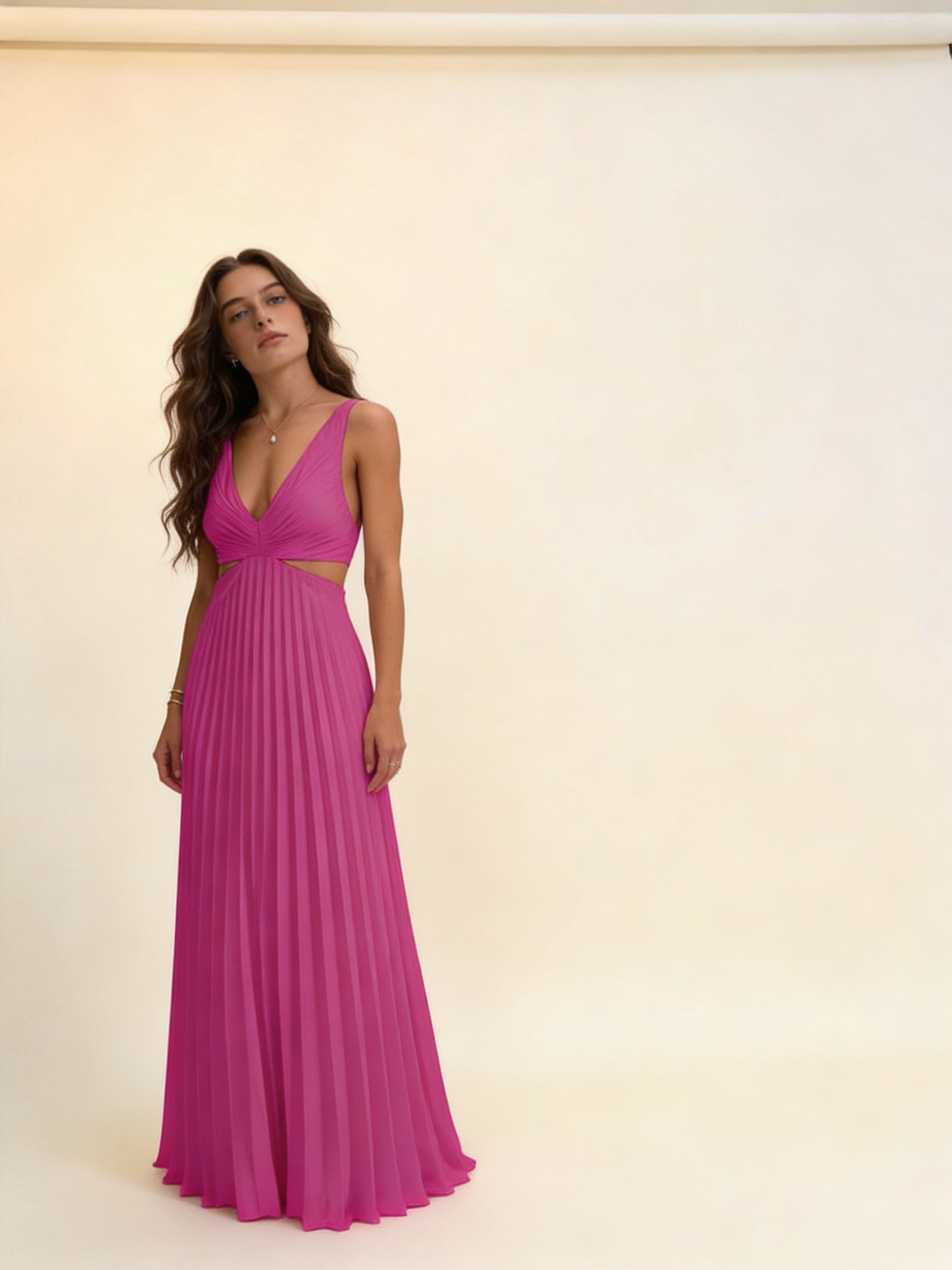Femme Robe Maxi Sans Manches Col V, Jupe Plissée et Découpe à la Taille 2