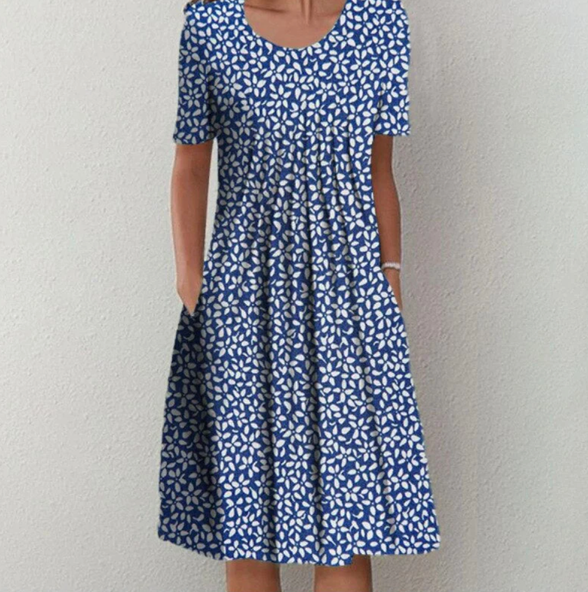 Femme Robe Midi à Manches Courtes avec Encolure Ronde et Imprimé Floral