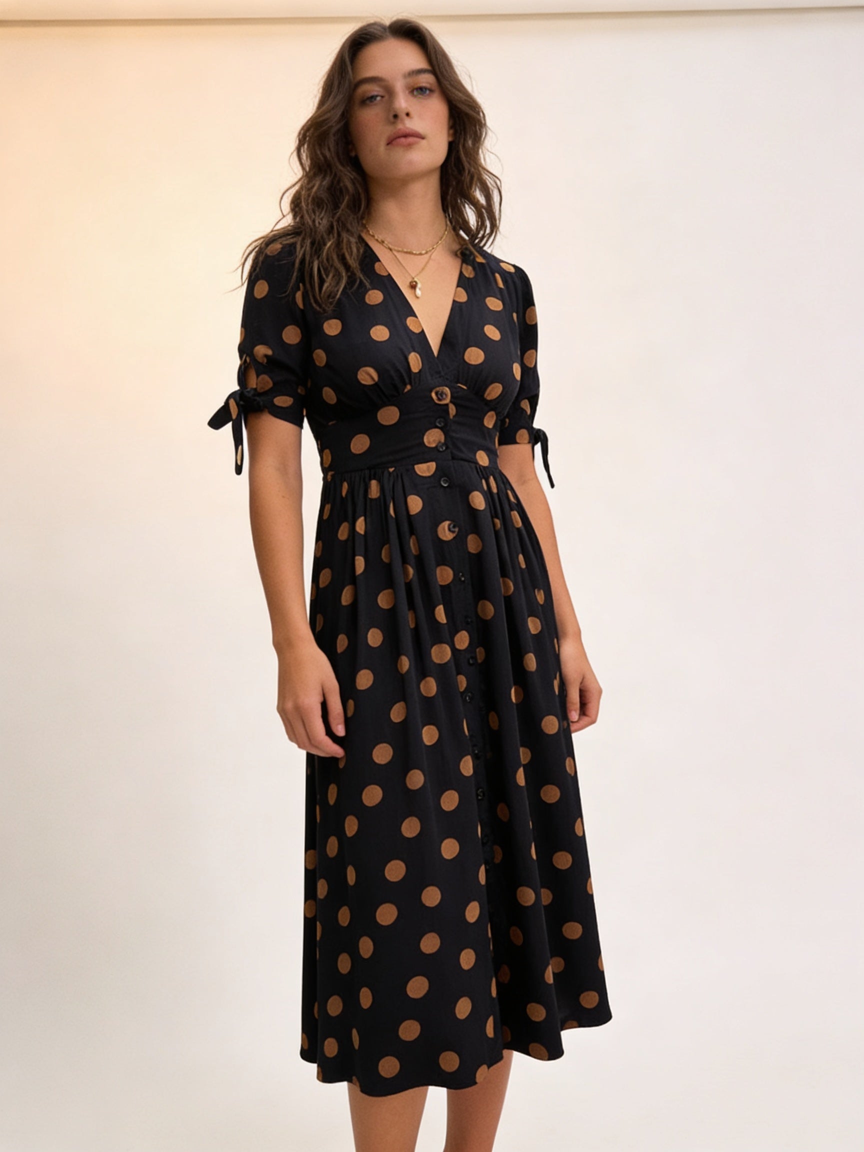 Femme Robe Midi à Pois avec Col en V et Boutons 8