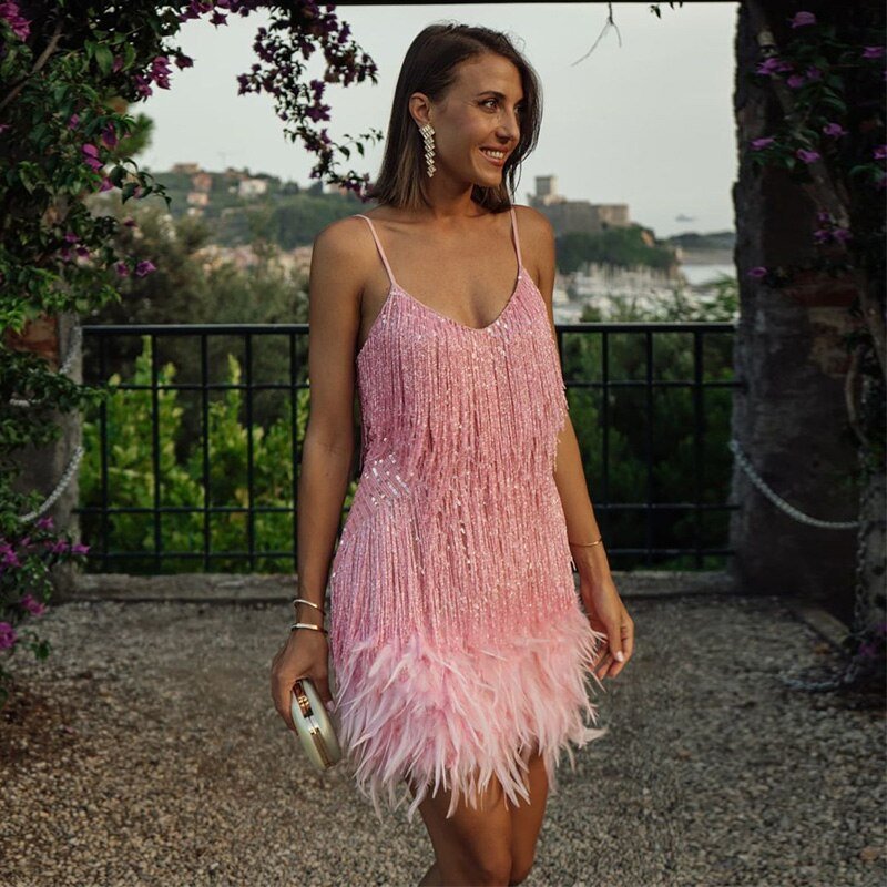 Femme Robe Mini à Franges Scintillantes avec Col en V et Bordure Plumes