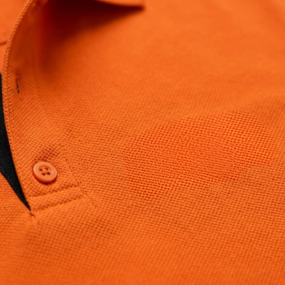 Homme Polo Manches Courtes avec Col Contrasté et Coupe Ajustée