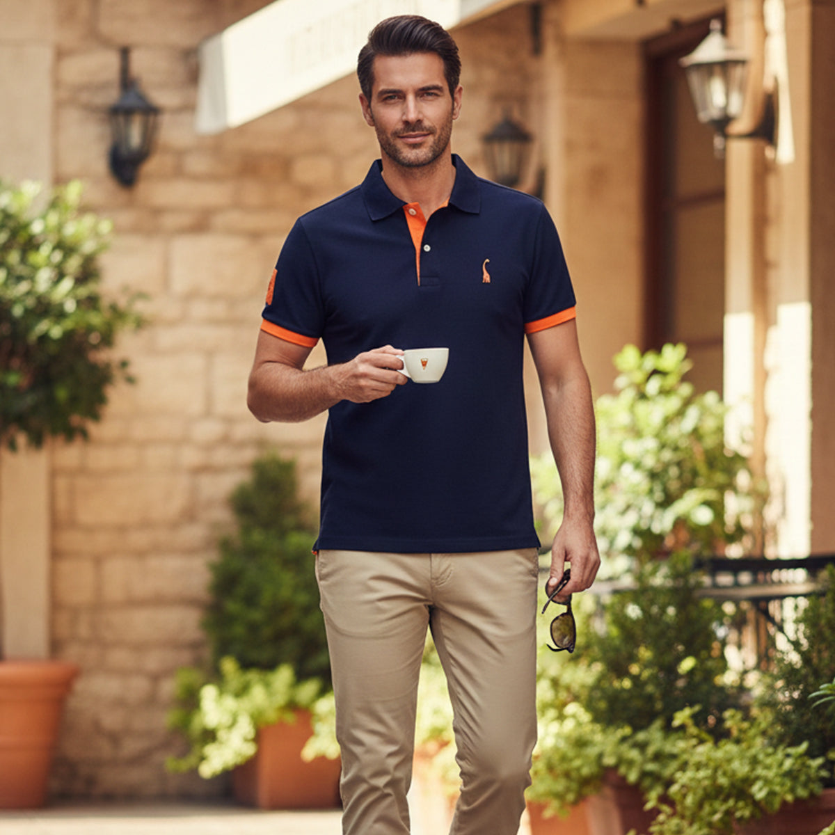 Homme Polo Manches Courtes avec Col Contrasté et Logo Brodé