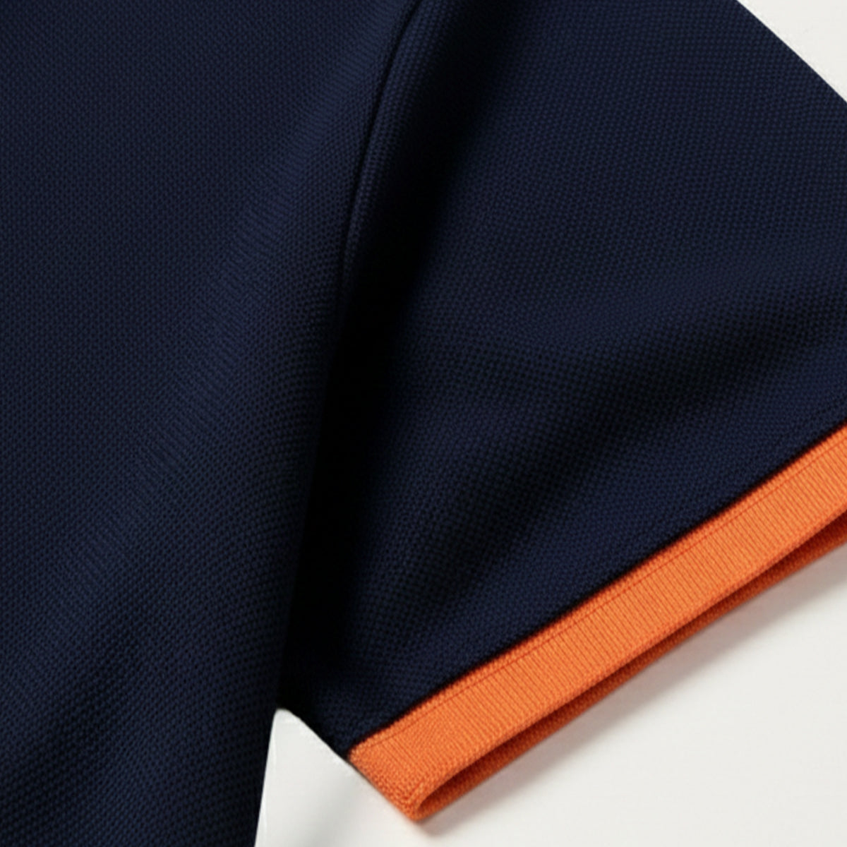 Homme Polo Manches Courtes avec Col Contrasté et Logo Brodé