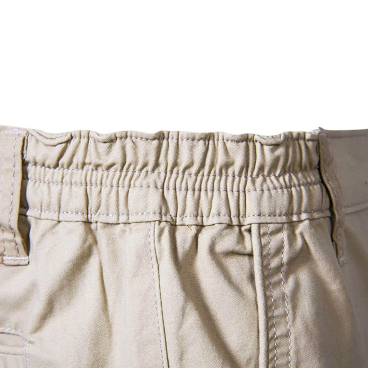 Homme Short Chino avec Ceinture Élastique et Revers