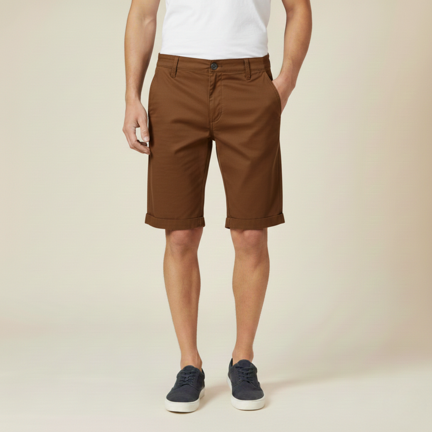 Homme Short Chino avec Ceinture Élastique et Revers
