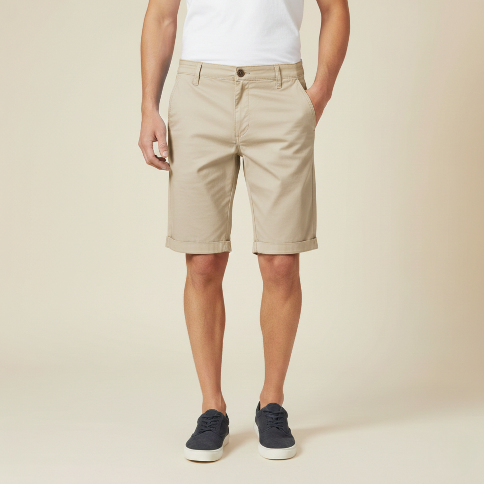 Homme Short Chino avec Ceinture Élastique et Revers