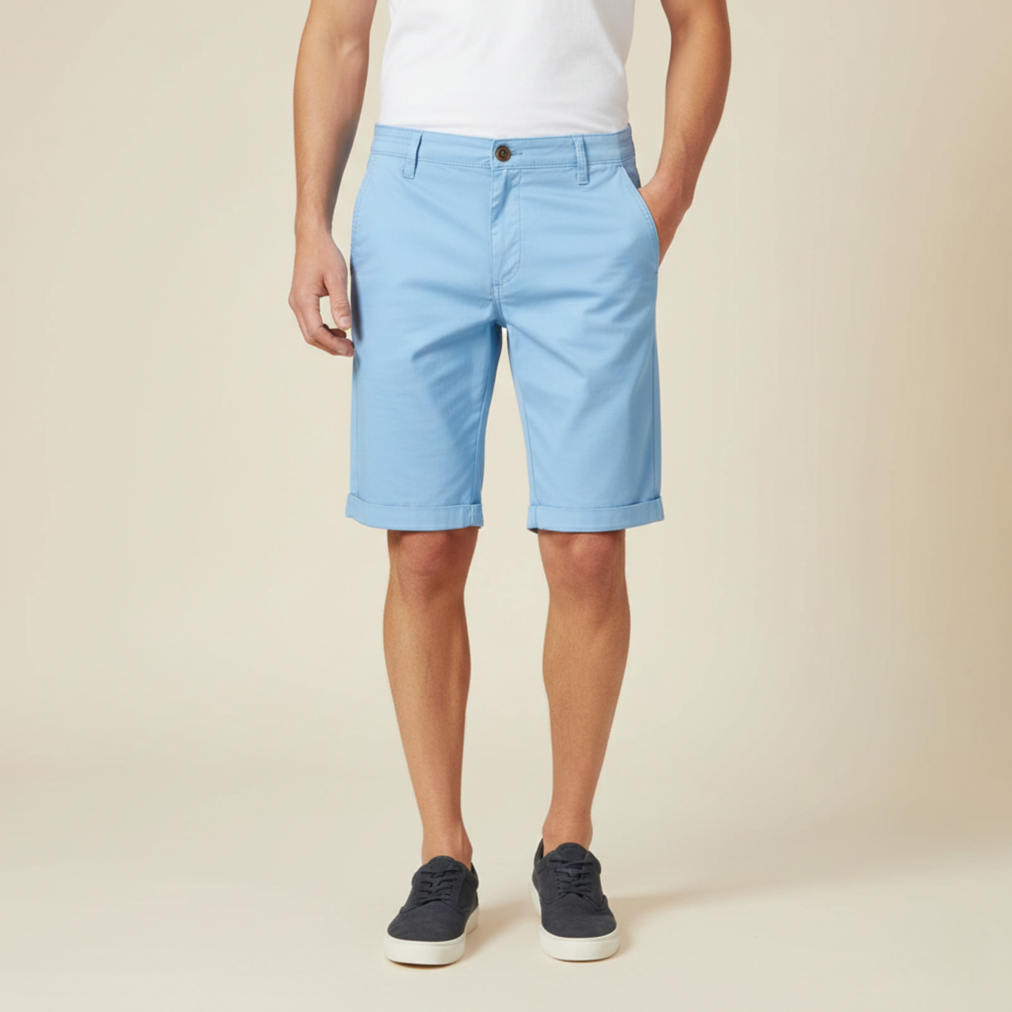 Homme Short Chino avec Ceinture Élastique et Revers