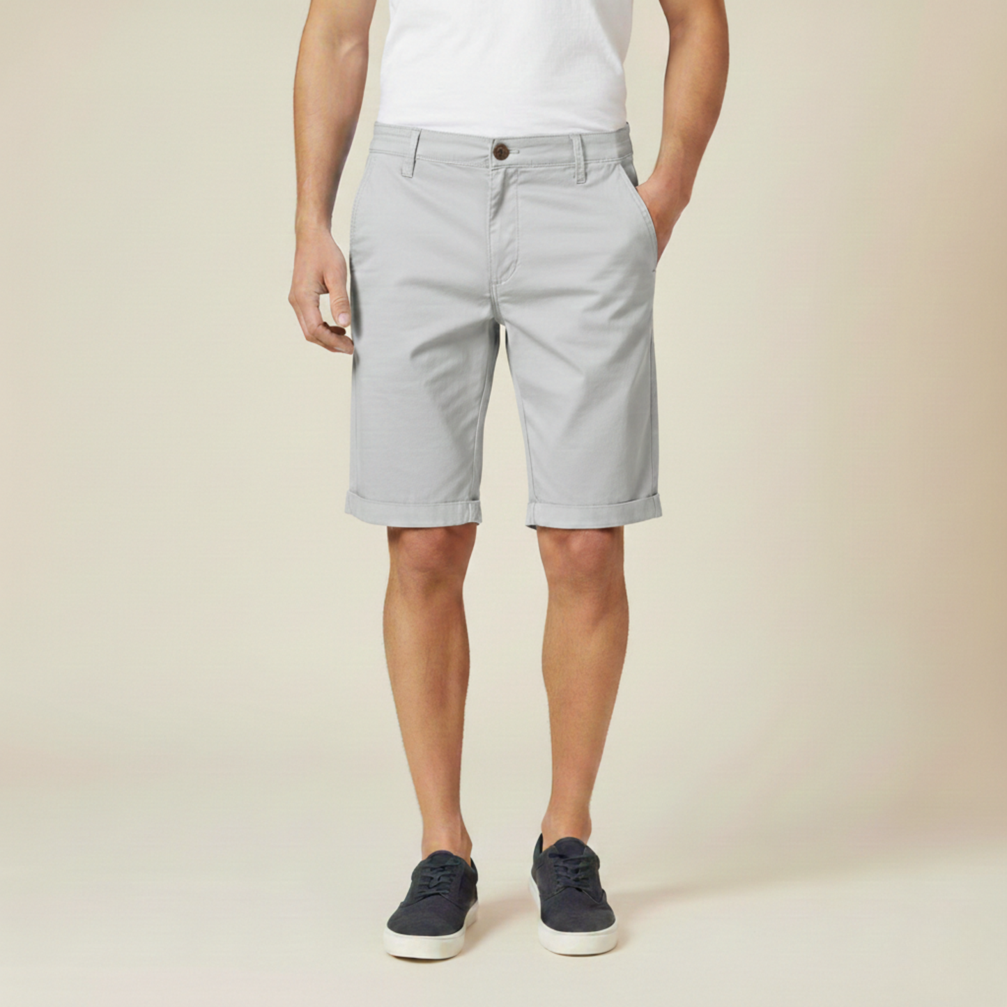 Homme Short Chino avec Ceinture Élastique et Revers