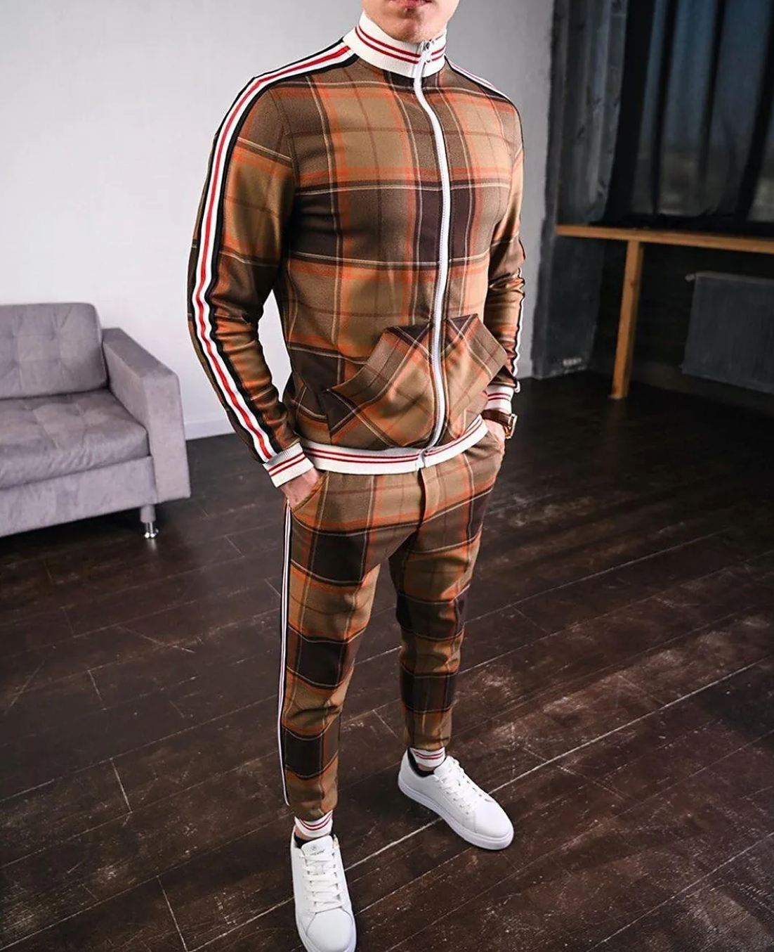 Men's Plaid Zip-Up Tracksuit Set with Stand Collar and Side Stripes