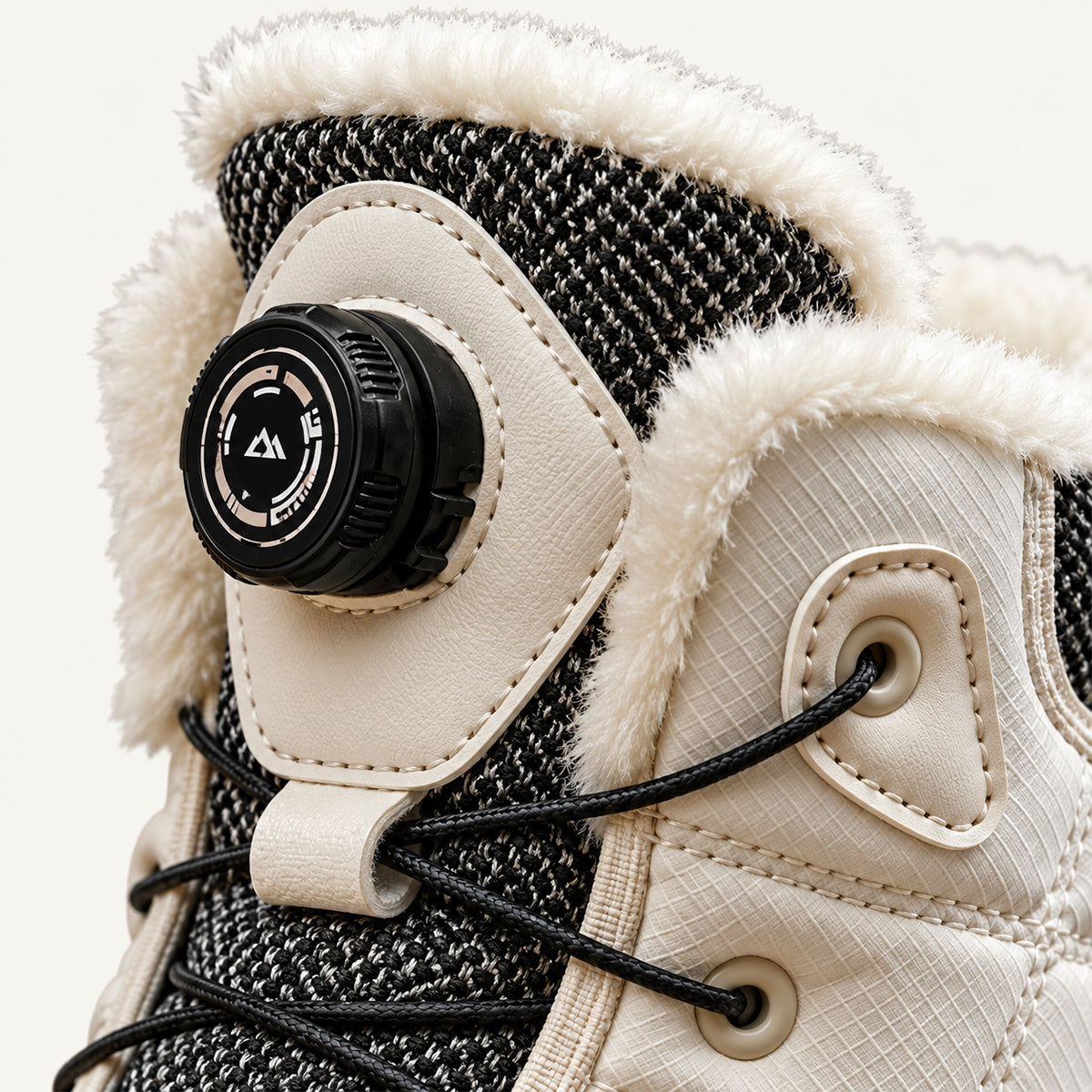 Men's Snow Boots with Fur Lining, Lace-Up Rotary Dial and Anti-Slip Sole