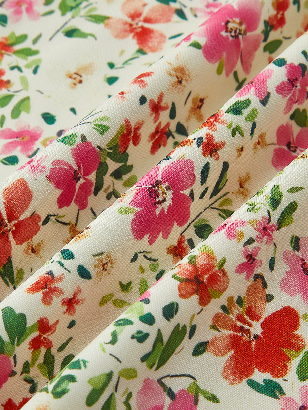 Robe Midi Fleurie à Bretelles Fines et Coupe Ajustée
