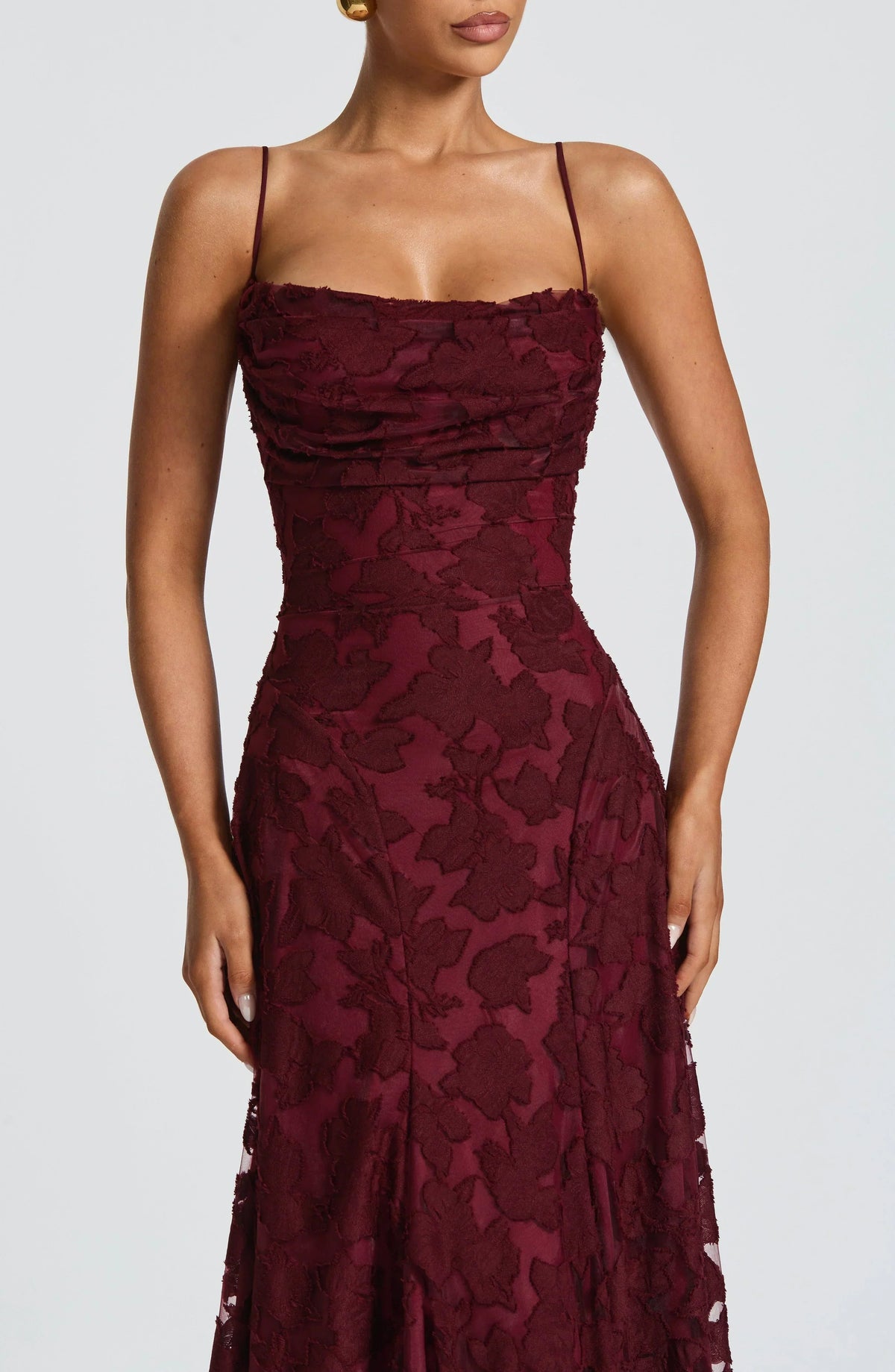 Women's Floral Appliqué Maxi Evening Gown with Lace-Up Back and A-Line Silhouette