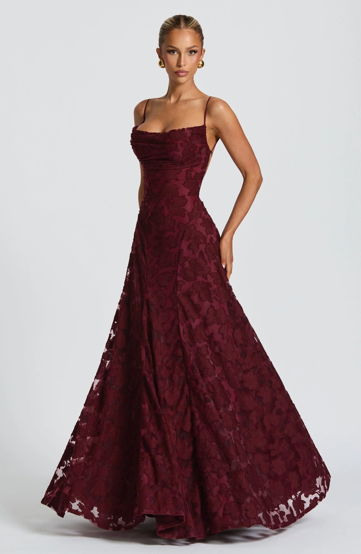 Women's Floral Appliqué Maxi Evening Gown with Lace-Up Back and A-Line Silhouette