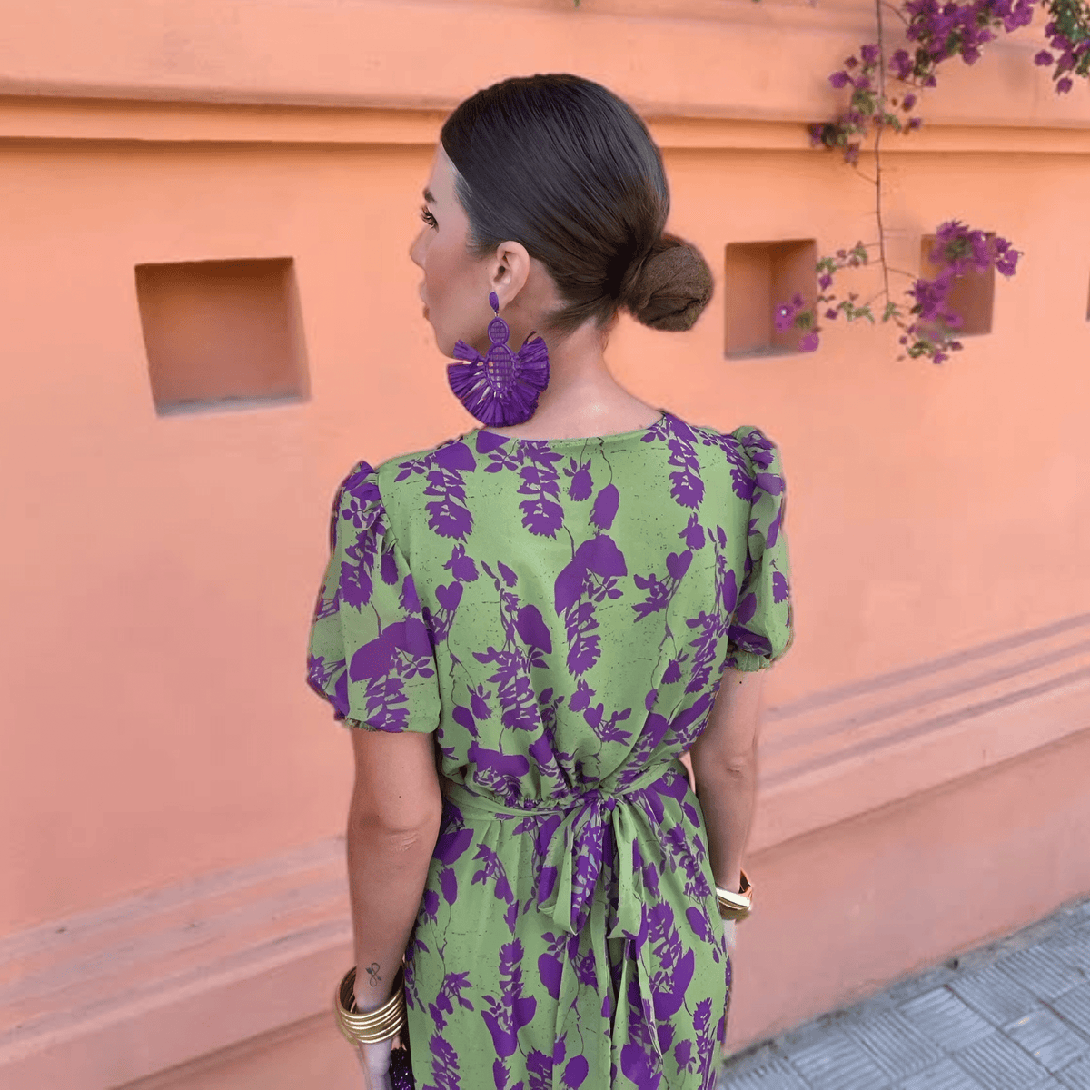 Women's Long Floral Print Dress with V-Neck and Puff Short Sleeves - 5