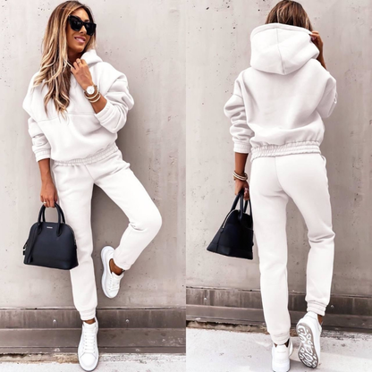 Women's Oversized Hoodie and Jogger Set with Drawstring Hood and Kangaroo Pocket